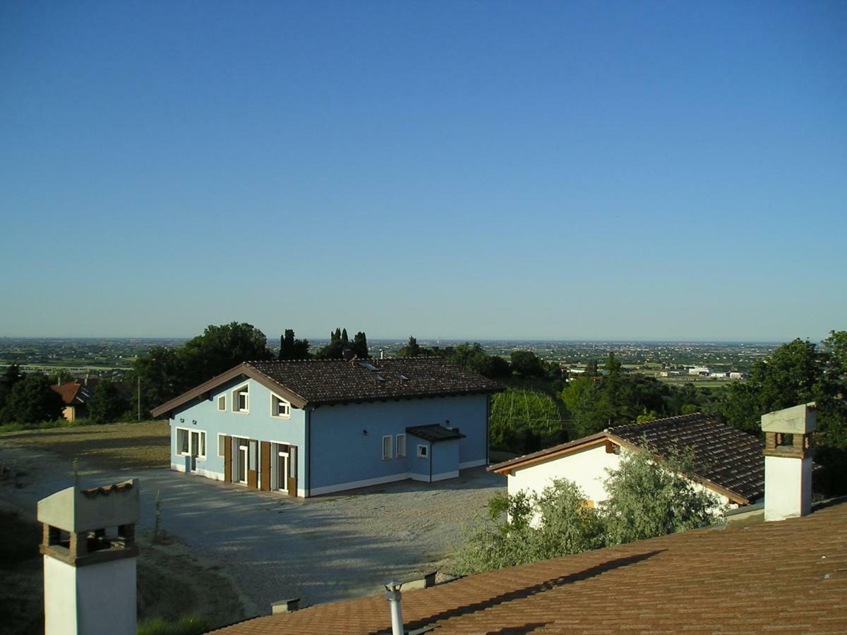 Agriturismo Le Essenze - Terrazza Sulla Romagna Cesena Exterior photo